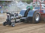 Tractor equipment for the Truck & Tractor Pull event